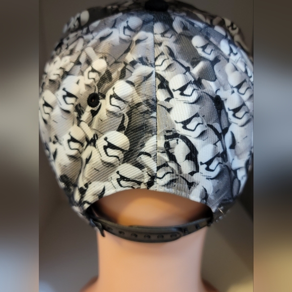 BNWT - Star Wars Adjustable Hat - Picture 2 of 6